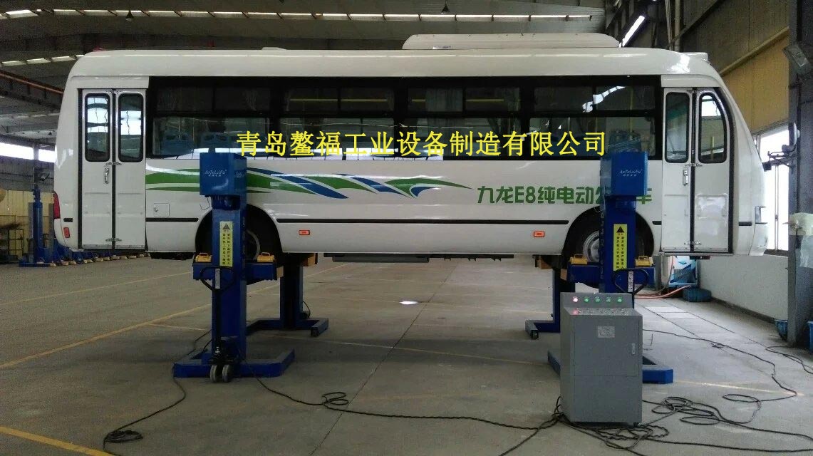 客车厂安装现场